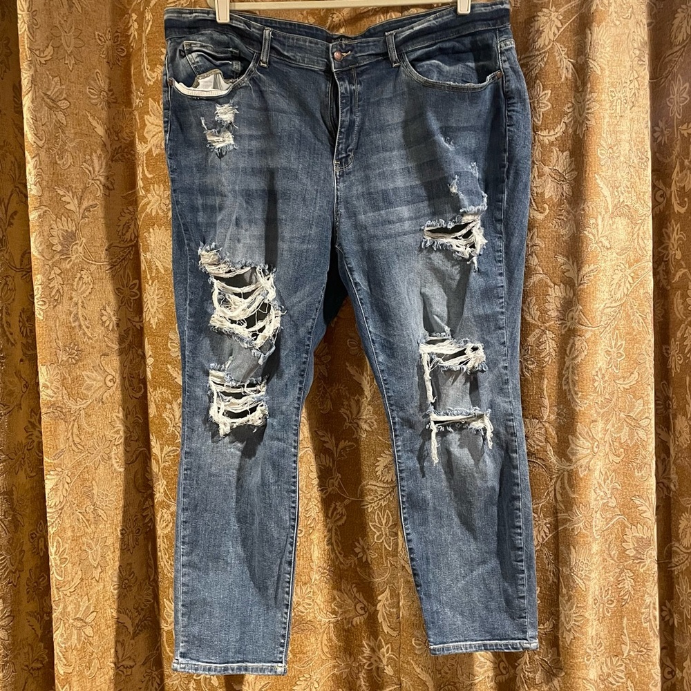 Judy Blue Ripped Distressed Boyfriend Jeans Size 24W